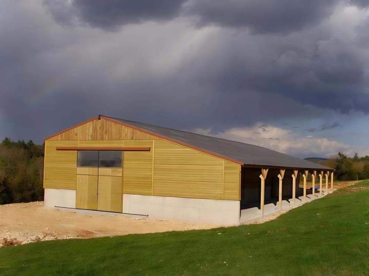 Réalisation de bâtiments d'élevage chevaux Occitanie