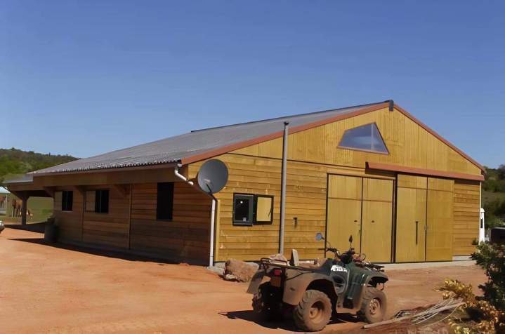 Bâtiments d'élevage chevaux Occitanie