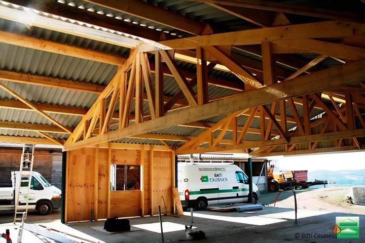 Étapes de chantier de construction de bâtiments Occitanie