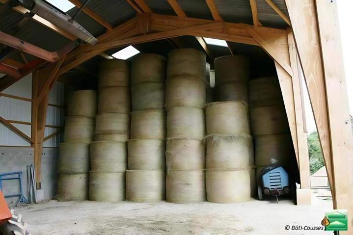 Édification de hangar de stockage de fourrage et paille Occitanie