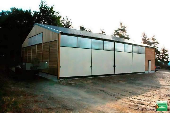 Construction de hangar pour stocker matériels, matériaux, produits finis Occitanie