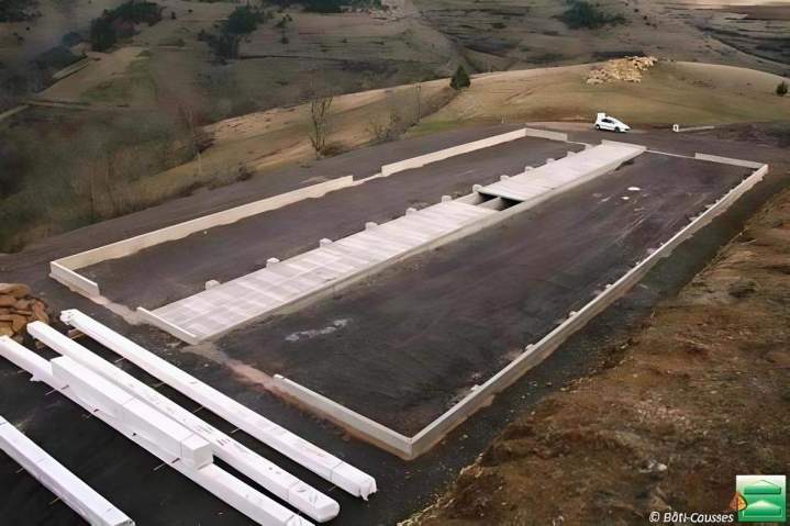 Construction de bâtiments autour de la stabulation Occitanie